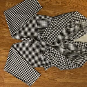 Sexy black and white two piece pant suit size XL